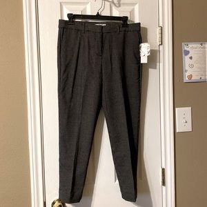 Liz Claiborne, Petite Emma ankle mid rise black and white.